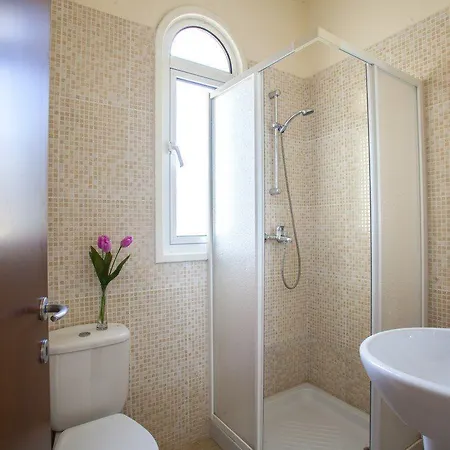 Blue Water Bay 150 Metres From The Beach Protaras 77 *