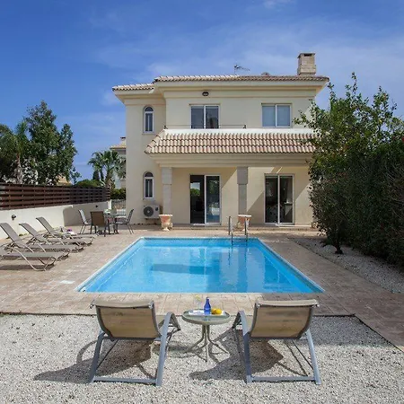 Villa Blue Water Bay 150 Metres From The Beach Protaras 77 *