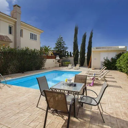 Blue Water Bay 150 Metres From The Beach Protaras 77 *